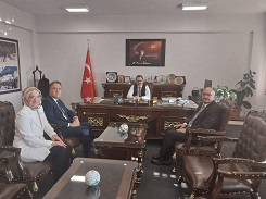 İlçemizde 24 Kasım Öğretmenler Günü Törenle Kutlandı